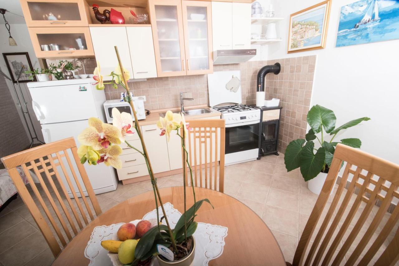 Apartment Alba Medveja Εξωτερικό φωτογραφία